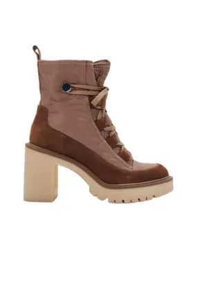 Dolce Vita Celida Boots In Tan Multi Nylon