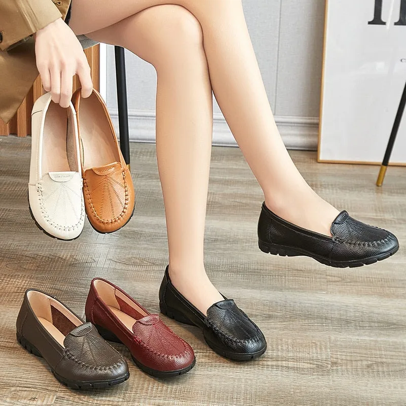 Hnzxzm 100% Genuine Leather Shoes Women Loafers Soft Comfortable Cow Leather Women Flats Brand Ladies Casual Shoes Plus Size 41 A4397