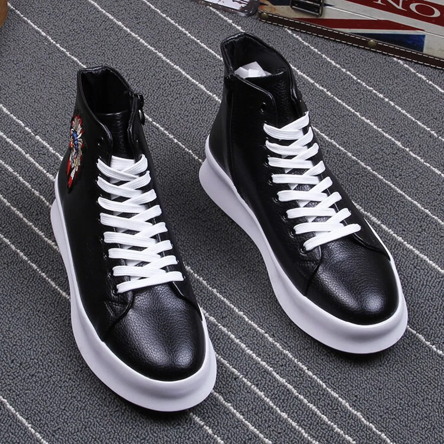 Men's Spring/Autumn Casual Breathable Lace Up Sneakers