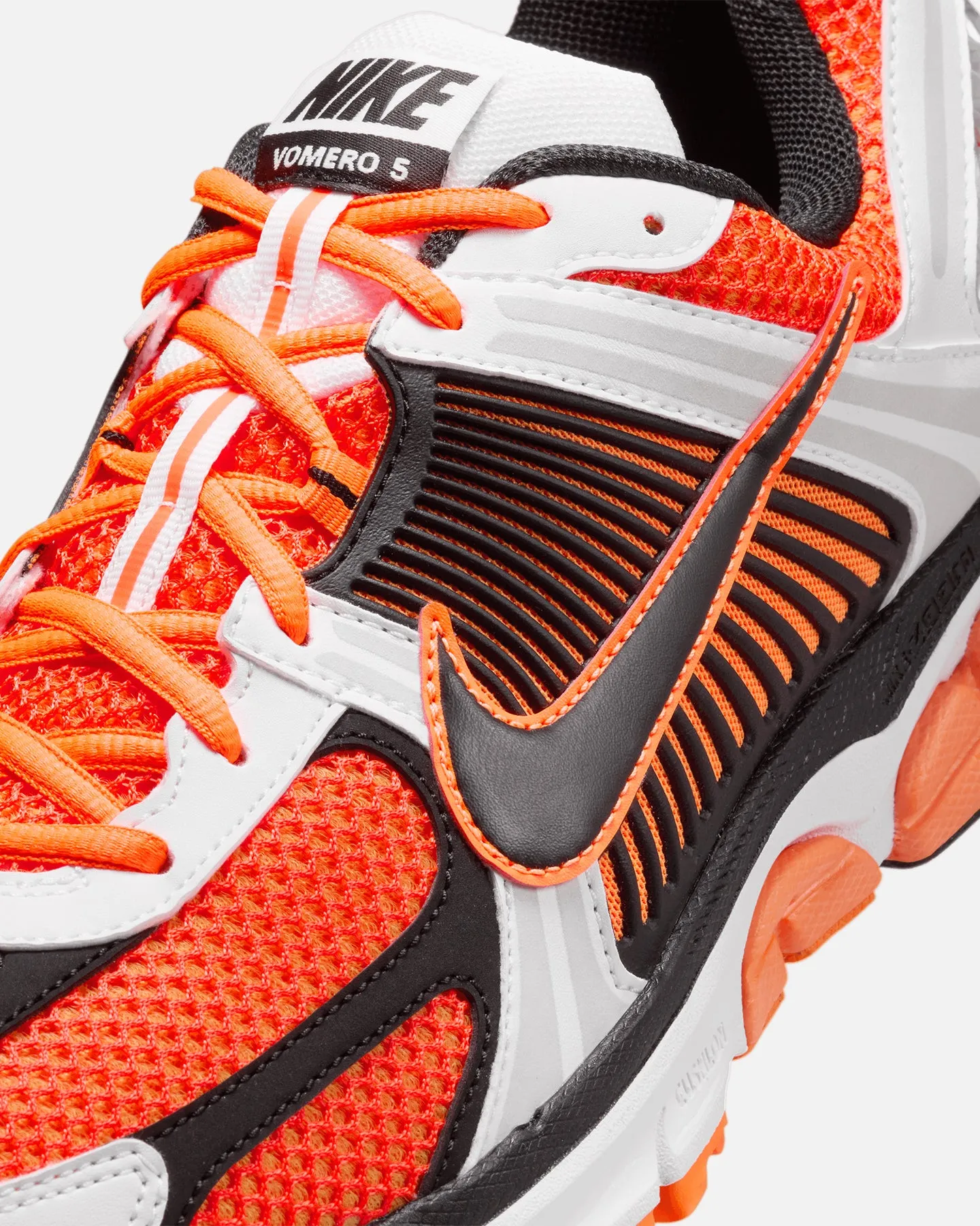 Nike Zoom Vomero 5 Total Orange/Black