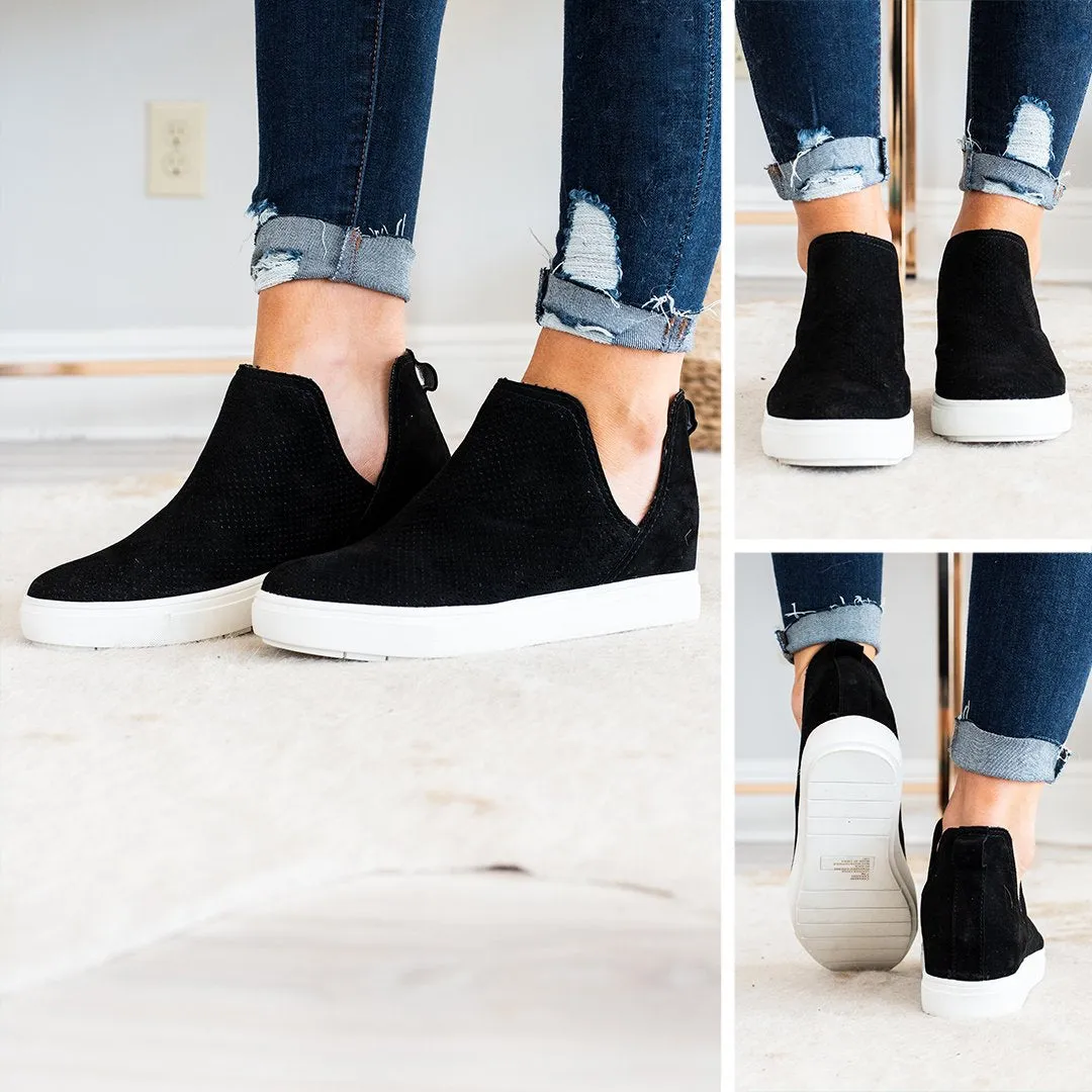 Steven By Steve Madden: Canares Black Sneakers