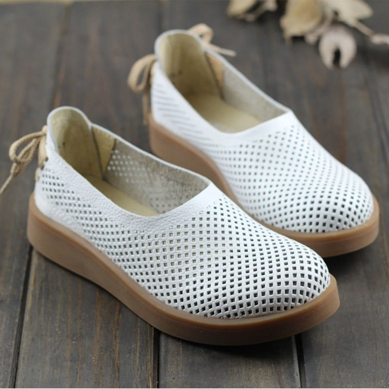 Women's Summer Hollow Out Breathable Genuine Leather Flats